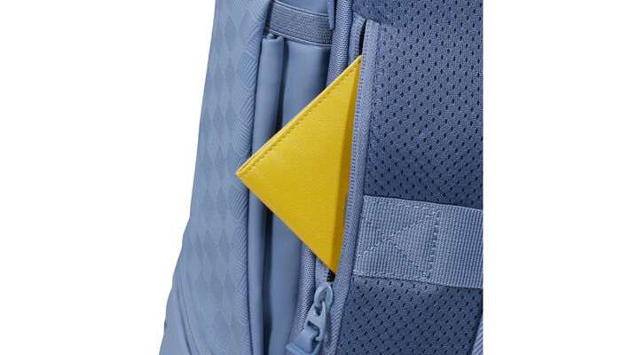 Titkos hátsó rekesz