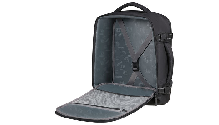 Keresztpántos ruhatartó zseb