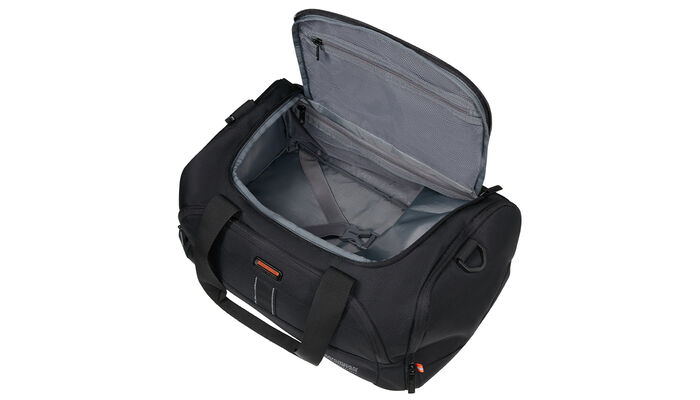 Keresztpántos ruhatartó zseb