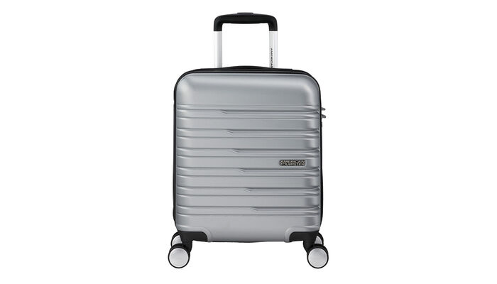 Az Easyjet ingyenes fedélzeti kabinszabályzatának megfelelően