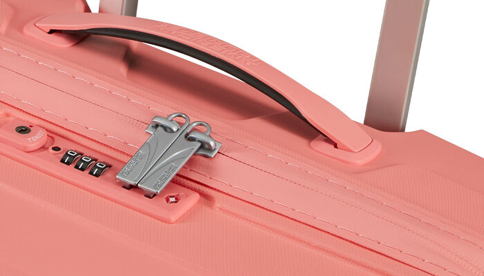 Vízlepergető bevonatú cipzár