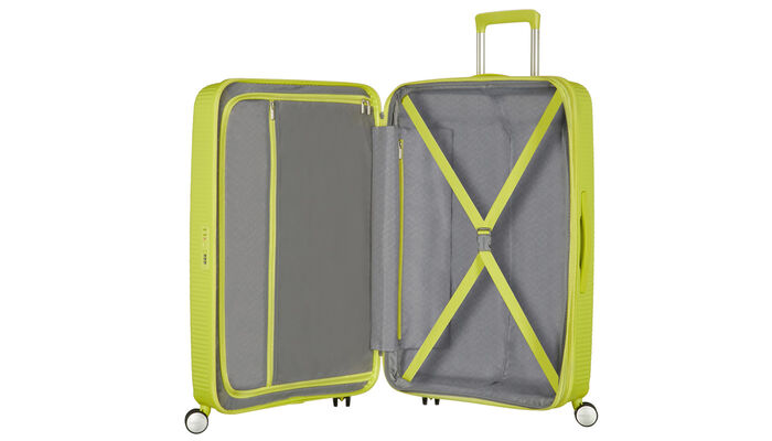 Extra cipzáras zsebbel rendelkező
 belső rendszerező 