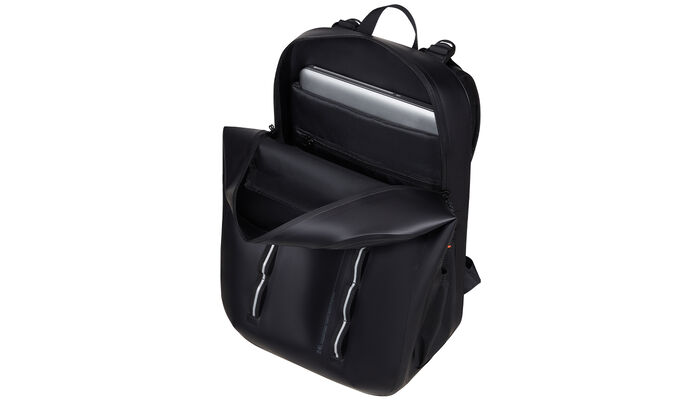 Külön laptop rekesz 15.6" modellhez