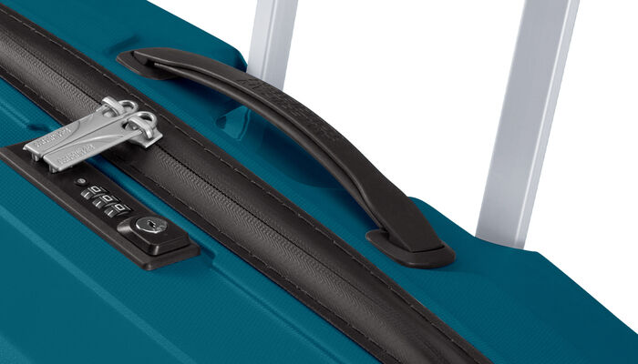 Vízlepergető bevonatú cipzár