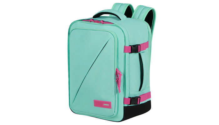 Megfelel a Ryanair és a Wizz Air ingyenes fedélzeti kézipoggyász méreteire vonatkozó szabályainak