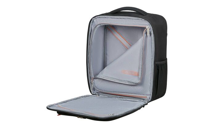 Keresztpántos ruhatartó zseb