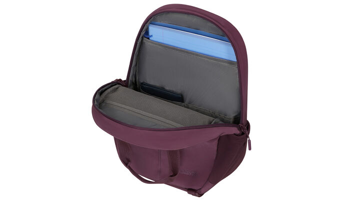 Külön laptop rekesz 15.6" modellhez