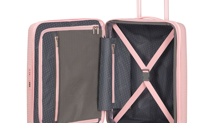 Extra cipzáras zsebbel rendelkező
 belső rendszerező 