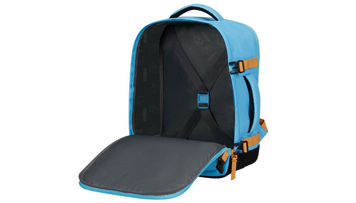 Keresztpántos ruhatartó zseb