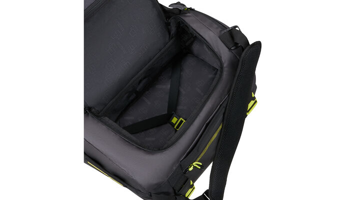 Keresztpántos ruhatartó zseb