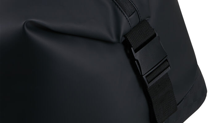 Oldalsó leszorító kialakítás