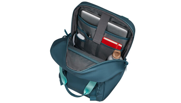 Külön laptop rekesz 15.6" modellhez