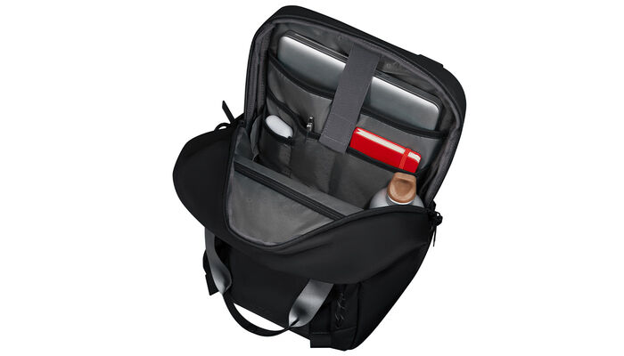 Külön laptop rekesz 15.6" modellhez