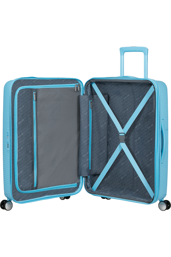 SoundBox 67cm K&ouml;zepes m&eacute;retű feladhat&oacute; poggy&aacute;sz