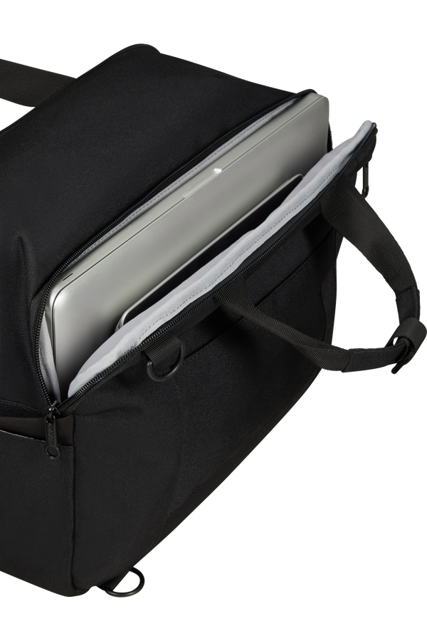 American Tourister UpBeat 3-Way Boarding Bag  Fekete