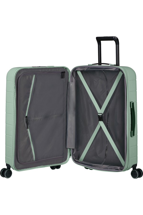 American Tourister Novastream Spinner TSA Exp. 67cm  Nomad Green American Tourister Novastream Spinner TSA Exp. 67cm  Nomad Green