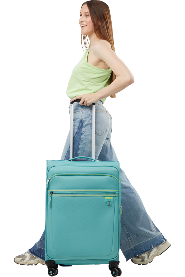 American Tourister Aerospin Spinner Expandable M  Dusty Turquoise American Tourister Aerospin Spinner Expandable M  Dusty Turquoise