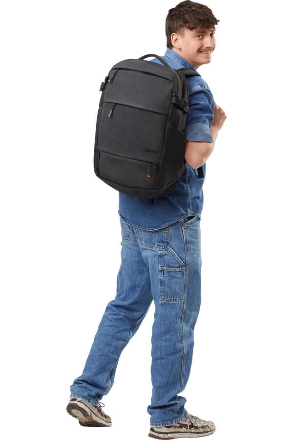 American Tourister Pacepro Laptop Backpack 15.6'  M&eacute;ly fekete