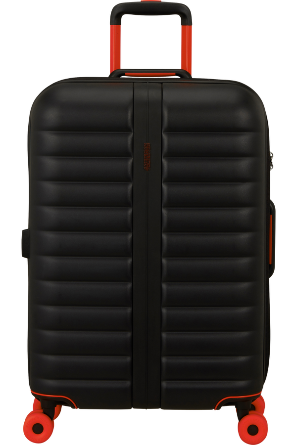 Neovibe 67cm K&ouml;zepes m&eacute;retű feladhat&oacute; poggy&aacute;sz