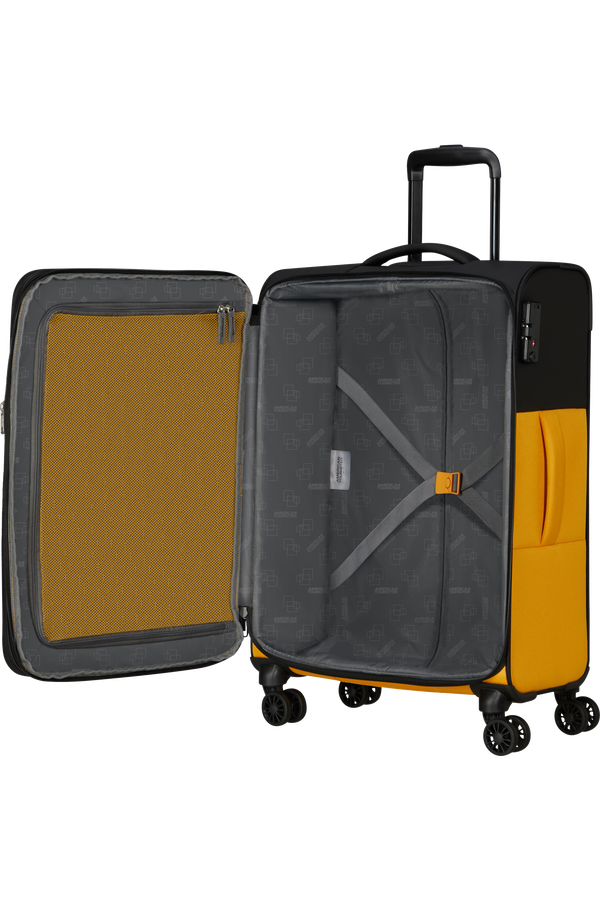 American Tourister Daring Dash Spinner Expandable TSA L  Black/Yellow American Tourister Daring Dash Spinner Expandable TSA L  Black/Yellow