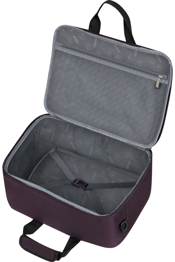 American Tourister SummerRide 3 Way Boarding Bag  Dark Plum American Tourister SummerRide 3 Way Boarding Bag  Dark Plum