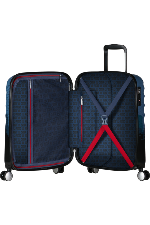 American Tourister Disney Wavebreaker Spinner TSA MARVEL Fl 55cm  Captain America City American Tourister Disney Wavebreaker Spinner TSA MARVEL Fl 55cm  Captain America City