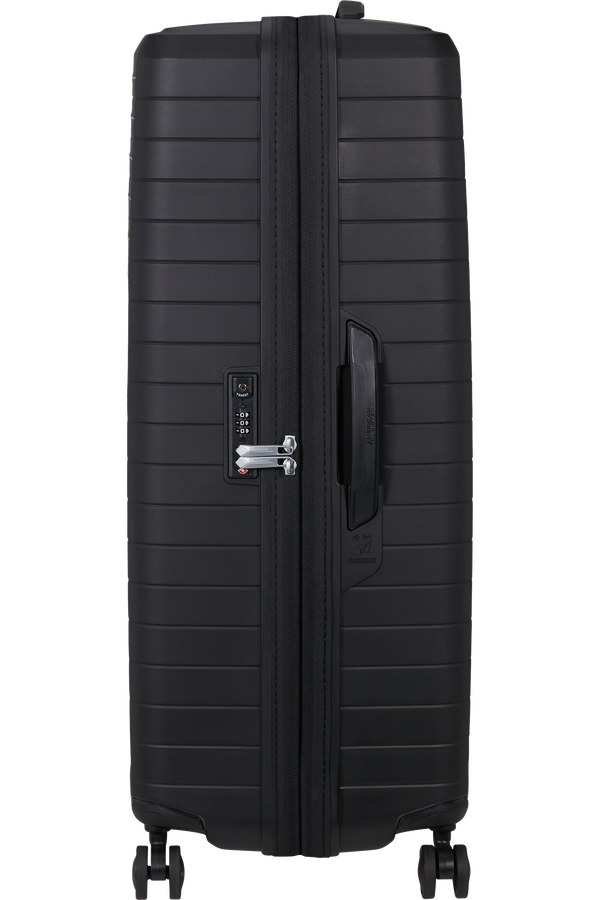 American Tourister FastForward Spinner 83/31 TSA EXP 83cm  Mély fekete American Tourister FastForward Spinner 83/31 TSA EXP 83cm  Mély fekete