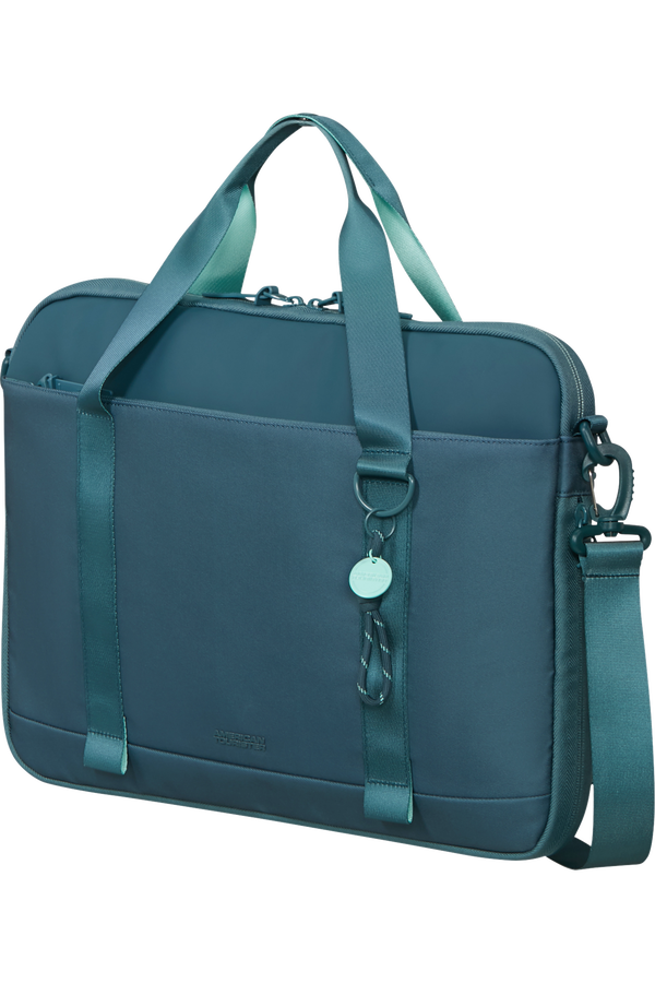 Minima 15.6'' Aktat&aacute;ska